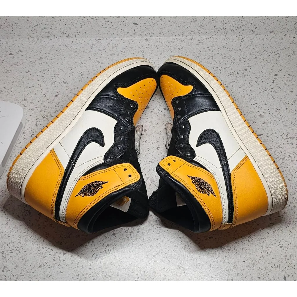 Nike Air Jordan 1 Retro High OG Pollen Black Yellow White Size 6Y Womens 7.5